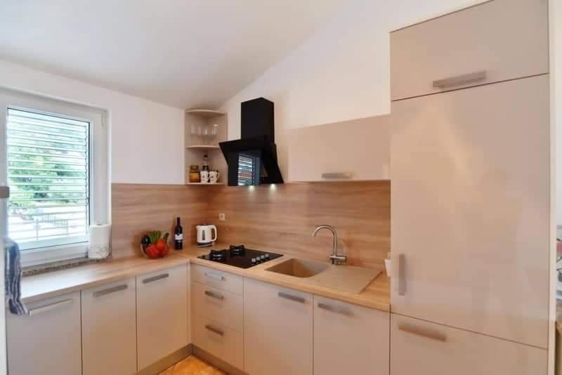 Appartement Relax à Preko Extérieur photo